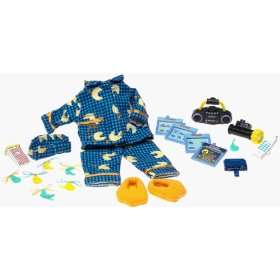    Amazing Ally Lets Play Slumber Party play set: Toys & Games
