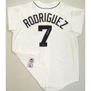  Ivan Rodriguez Signed Jersey   Replica: Sports & Outdoors