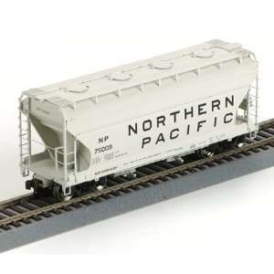    HO RTR ACF 2970 Covered Hopper, NP #75009 ATH93928: Toys & Games