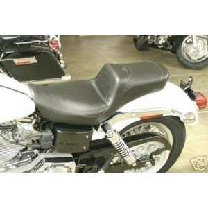  Mustang Seat 75150 Harley H D Dyna Glide + Wide 04 05 