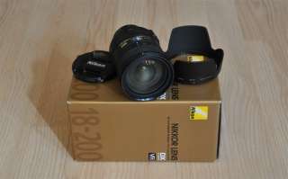 Nikon Nikkor 18 200mm f/3.5 5.6G AF S DX ED VR II Lens   Pristine 