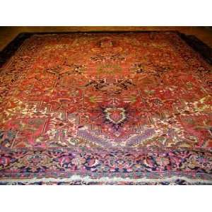    9x12 Hand Knotted Heriz Persian Rug   98x128