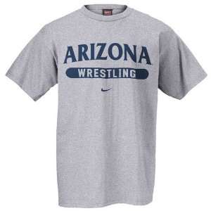  Nike Arizona Wildcats Ash Wrestling T shirt: Sports 