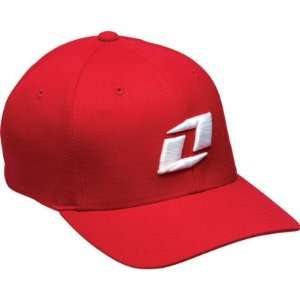  ONE INDUSTRIES ICON FLEX FIT HAT  RED/WHITE  SMALL/MEDIUM 