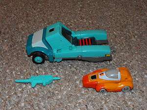 Vintage 1986 G1 Transformers Kup & Wheelie Figure Lot Complete  