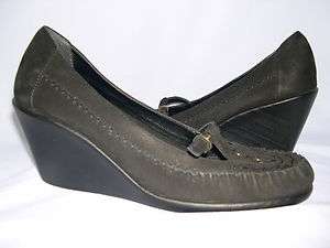 AEROSOLES Womens Black Suede Leather Wedge Comfort Heels Very Nice 