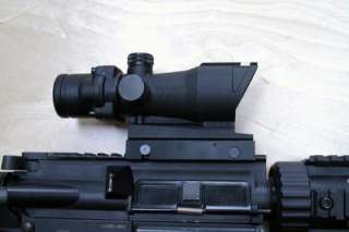   optics and a 32mm objective lens provide quick target acquisition and