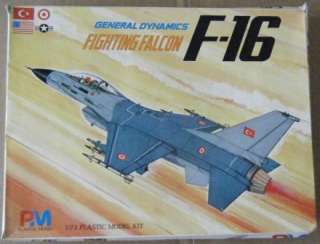PM Model 1/72 General Dynamics Fighting Falcon F 16  
