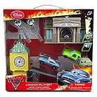 CARS 2 LONDON PLAYSET Disney / Pixar Key Charger Toy Ve