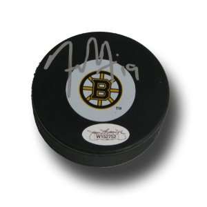  Autographed Tyler Seguin Boston Bruins puck Sports 
