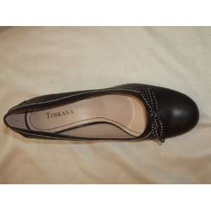  TOSKANA WOMENS LEATHER SHOES SIZE 7: Everything Else