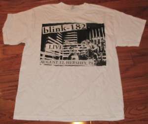 BLINK 182 SUMMER 2009 TOUR T SHIRT HERSHEY PA LARGE  