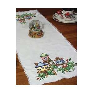  Fairway Needle Craft Stamped Lace Edge Table Runner 15X42 
