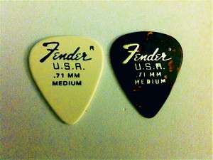   FENDER USA Guitar picks Very RARE White & Tort cell plectrums  