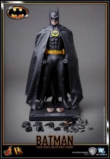 Hot Toys 1/6 DX09 Batman   1989 Batman Michael Keaton IN STOCK  