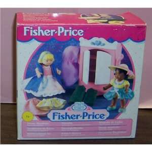  Fisher price Dream Dollhouse Dress up Set 