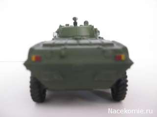 72 BTR 90 armoured personnel carrier model Diecast & 40 Magazine 