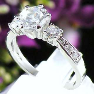   SPARKLING SIMULATED MOISSANITE RING, 18K GOLD FINISH. SIZE 8.  