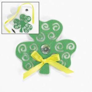  Swirl Shamrock Pin Craft Kit   Adult Crafts & Jewelry 