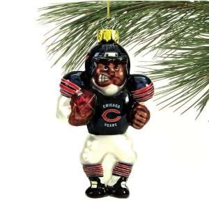  Chicago Bears Angry Football Player Glass Ornament: Sports 
