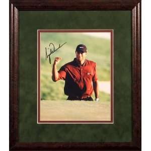  Tiger Woods Autographed Photo  #2 