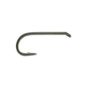 Fly Fishing   Mustad Signature R50 94840   25s   size 6 
