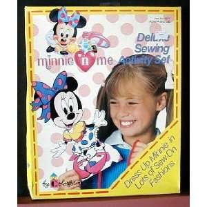  Minnie Mouse Deluxe Sewing Activity Set Pre (1992) Toys 