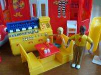 RARE CDI SWEET STREETS MCDONALDS 2003 PLAYSET ACCESSORIES & CAR  