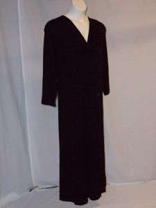 Silhouettes Womens Clothes V NECK DRESS BLACK, NEW (#163)  