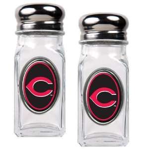  Cincinnati Reds Salt and Pepper Shaker Set with Crystal 