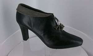 New Brighton Stacey Boot/ Black with Grey Suede Collar Size US 11 