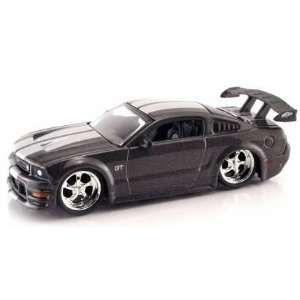   Dub City Grey 2005 Ford Mustang GT 1:64 Scale Die Cast Car: Toys
