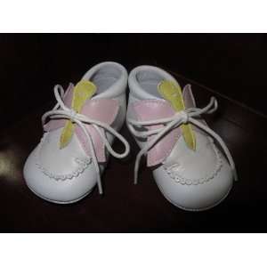  EUROPEAN BUTTERFLY DESIGN CRIB SHOES: Baby