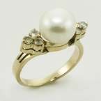Wonderful White Pearl Round Diamond 14K Yellow Gold Vintage Earring 