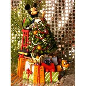 Disney Mickey Mouse & Pluto Christmas Tree: Home & Kitchen