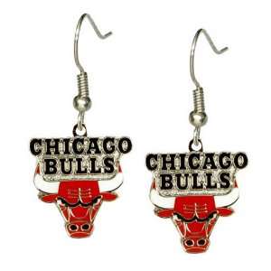   Chicago Bulls   NBA Team Logo Dangler Earrings: Sports & Outdoors