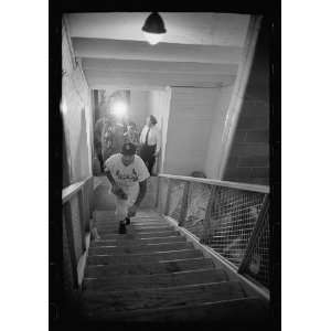  Stan Musial,outfielder,St Louis Cardinals,stairs,1963 