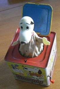 Snoopy Peanuts music box Mattel 1960s  