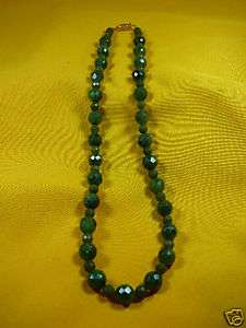 V308 1) Green nephrite jade Beads Canada bead Necklace JEWELRY 