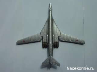 Tupolev Tu 160 Soviet Airplane model Die Cast & 37 Magazine DeAgostini 