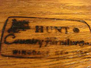Windsor Hunt Country Oak Settee / Bench  