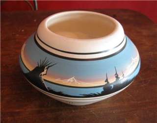   NAATSIILID MOUNTAIN POT Signed INEZ Native American Art Pottery Bowl