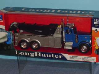 PETERBILT 379 BIG RIG TOW TRUCK 1:32 BLUE by NEW RAY  