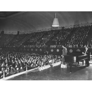 Marian Anderson Performing at the Dar Constitution Hall Premium 
