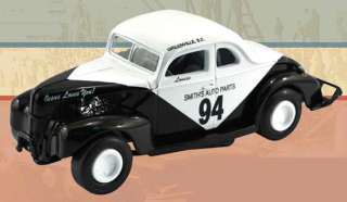 1940 Louise Smith #94 Smiths Auto Parts Ford Coupe ACTION 1/24 
