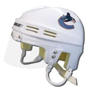 Official NHL Licensed Mini Player Helmets   Vancouver Canucks (white 