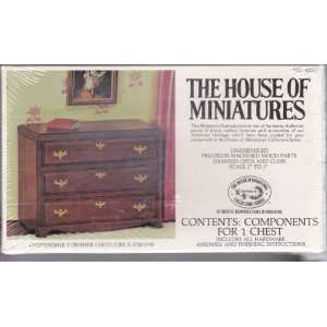  The House of Miniatures Chippendale 3 Drawer Chest 