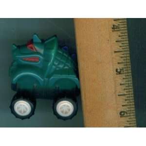 com BURGER KING KIDS CLUB TOY. WIND UP DRAGON ON WHEELS. WIND UP TOY 